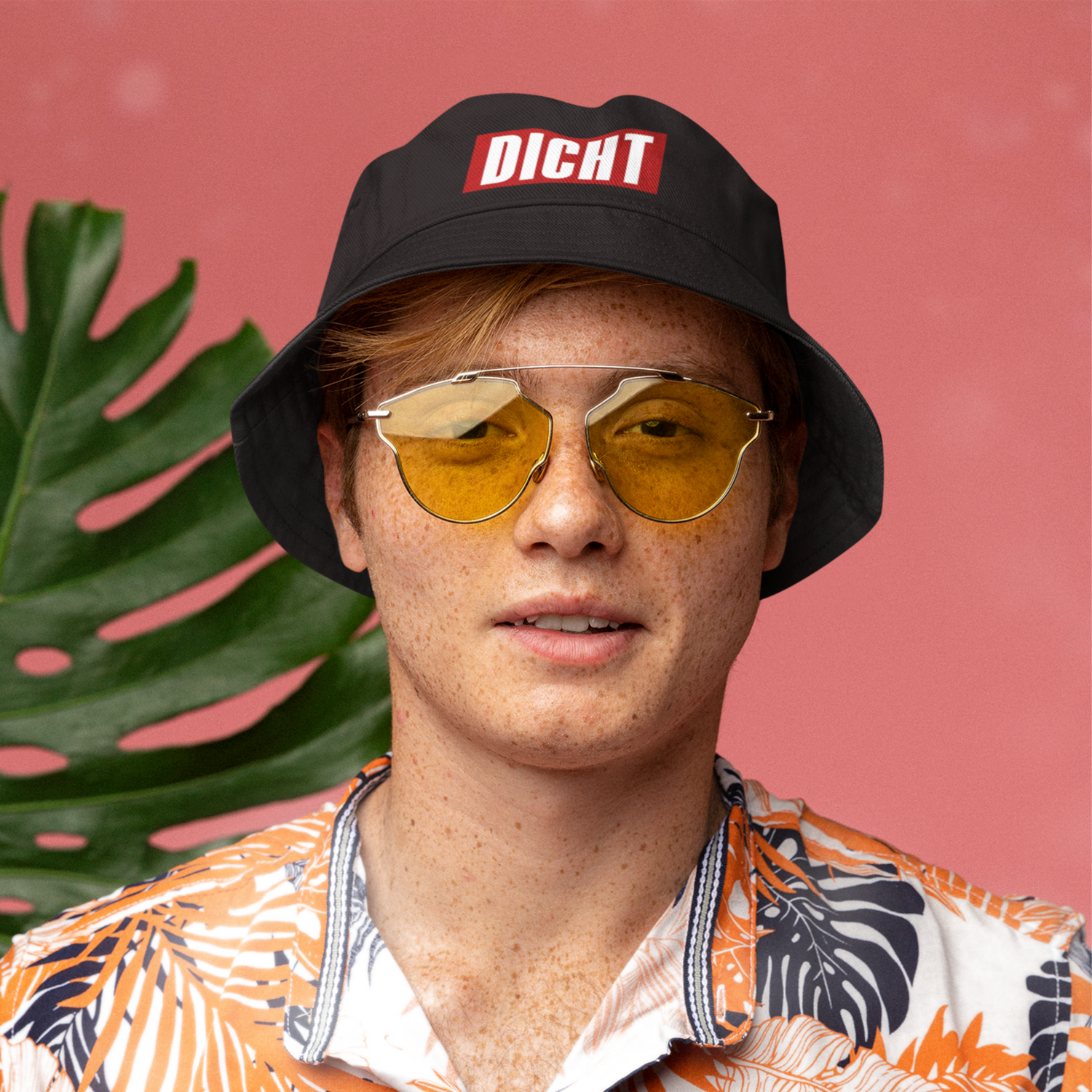 BUCKET HAT